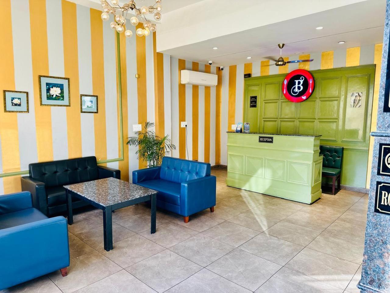 Hotel Golden Fern Patiala Ngoại thất bức ảnh