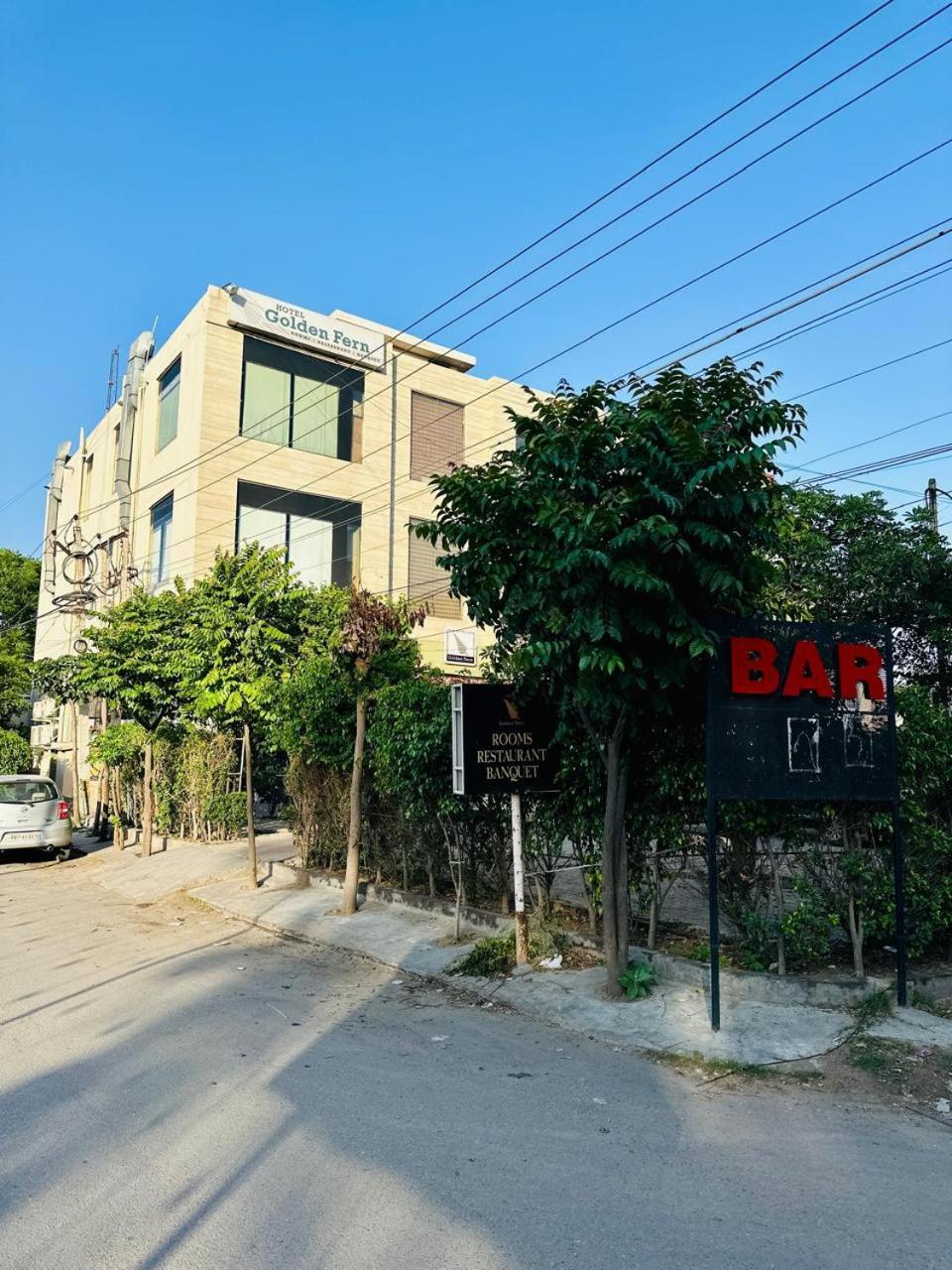 Hotel Golden Fern Patiala Ngoại thất bức ảnh