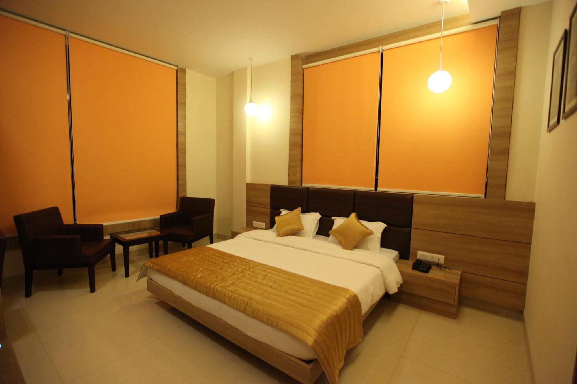 Hotel Golden Fern Patiala Ngoại thất bức ảnh